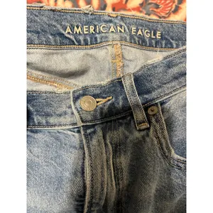American Eagle Baggy Jean in Light Wash Size 12 90s Grunge Rigid Denim Gorpcore thumbnail 4