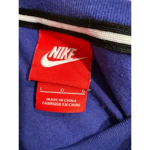 Nike Womens‎ Long Sleeve Graphic Tee Royal Blue Neon Lime Swoosh Scoop Neck L thumbnail 4