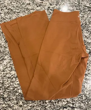 Lululemon Pants thumbnail 1
