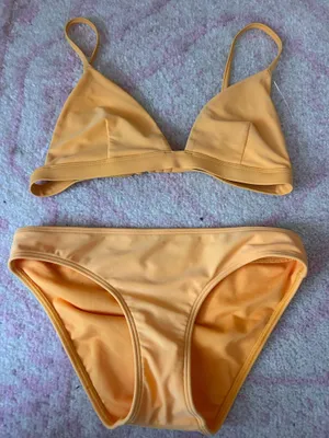 Hollister swimsuit thumbnail 1