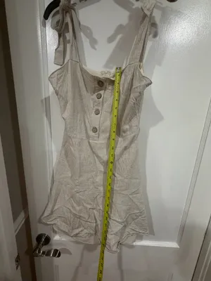 Gianni Bini Cream Zip-Back dress​ thumbnail 6