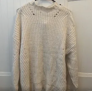 American Eagle Cream  Sweater thumbnail 2