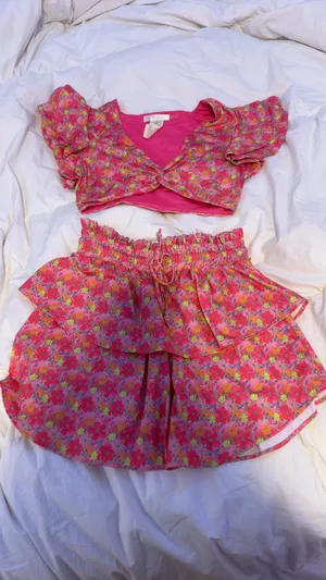 Love shack, fancy set thumbnail 4