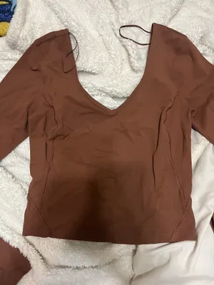 Lululemon athletic t shirt thumbnail 4
