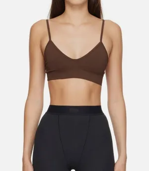 SKIMS NWT!  Seamless Smoothing Bralette thumbnail 1