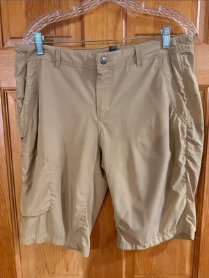 Rei women’s tan shorts size 12. thumbnail 1