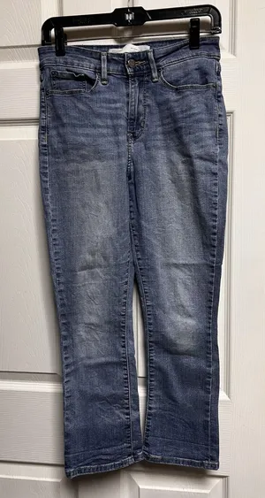 Signature by Levi Strauss‎ Women Blue Mid Rise Capri Jeans Size 4 W27 74906-0020 thumbnail 1