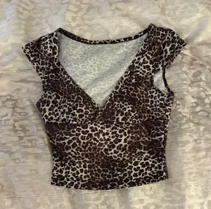 SheIn Cheetah Print Top thumbnail 4
