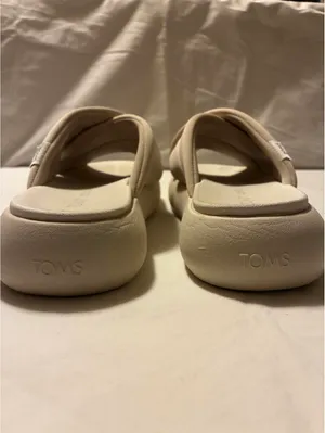 TOMS Mallow Crossover Platform Sandals in Beige Size 8 thumbnail 4
