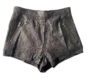 DIVIDED H&M Women’s Mini Shorts‎ Size US 4 thumbnail 1