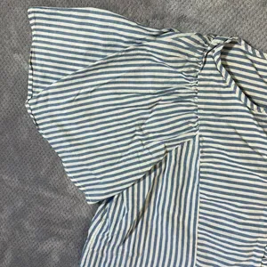 Madewell Courtyard Striped Puff Sleeve Peplum Blouse Medium Blue White Button Fr thumbnail 5