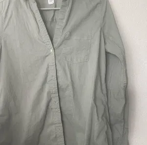 Gap light green button down top thumbnail 2