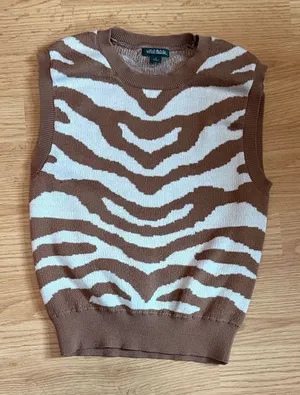 Wild Fable Brown and Cream Knit Sweater Vest thumbnail 1
