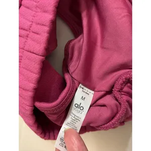NWOT new ALO accolade sweatshirt bra medium raspberry sorbet thumbnail 2