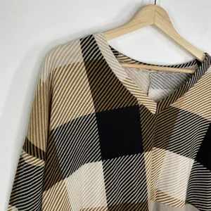Entro V-neck Knit Colorblock Plaid Sweater Womens Size Large‎ Tan Blue Pullover thumbnail 4