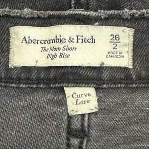 Abercrombie Denim Mom Shorts Womens 2 Curve Black Frayed Distressed Grunge thumbnail 5