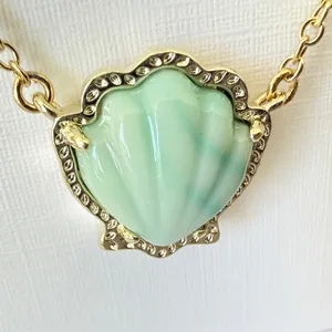 Kendra Scott Brynne Shell Gold Short Pendant Necklace thumbnail 3