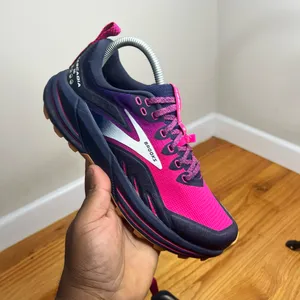 Brooks Cascadia 16 Pink Blue 1203631B425 Size 8W NO BOX thumbnail 18
