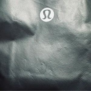 Lululemon Athletica Reusable Monochrome Tote‎ thumbnail 4