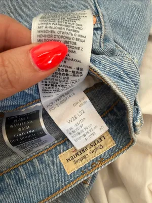 Levi’s Ribcage Straight Blue Denim High Rise Jeans Size 28 thumbnail 10