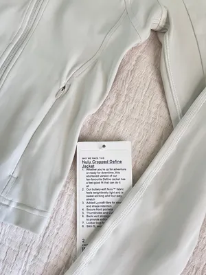 Lululemon Define Cropped Jacket thumbnail 2