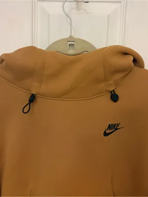 NWT!! Nike Sportswear Tech Fleece Oversized Hoodie in Flax with Black Details thumbnail 6