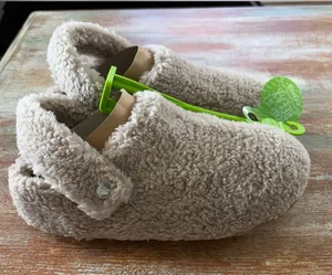 NEW Crocs Classic Cozzzy Slippers Big kids Size 5 / Women’s 7 Color Mushroom NWT thumbnail 1
