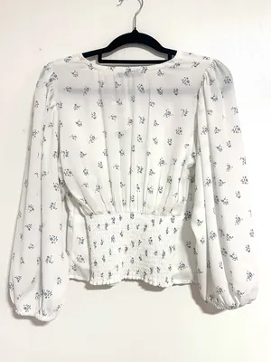 Abercrombie & Fitch Floral V-Neck Blouse White Size Small thumbnail 3