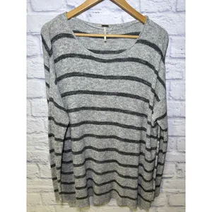 Free People Striped Knit Pullover Sweater Sz XS Gray Loose Boho Oversized thumbnail 2
