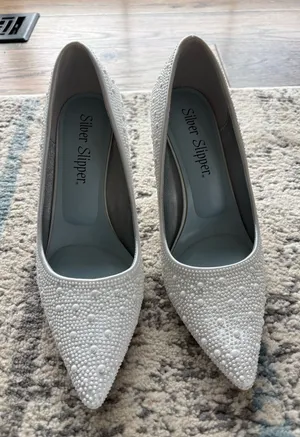 Silver Slipper Size 7 pearl heels thumbnail 1