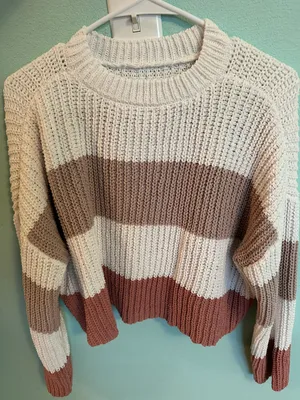 Sweater thumbnail 1