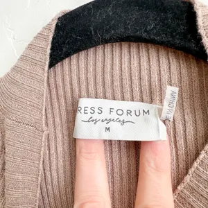 Denim‎ Forum | Aritzia Ribbed Knit Mock Neck Midi Bodycon Dress in Tan Size Med thumbnail 6