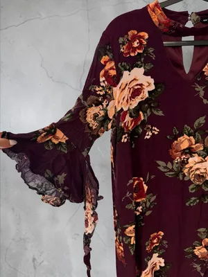 Blu Pepper Burgundy Floral V-Neck Mini Dress with Bell Sleeves‎ thumbnail 2