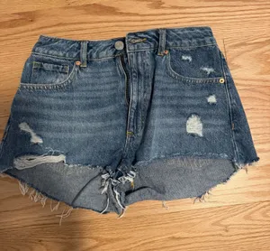 Garage jean shorts thumbnail 1