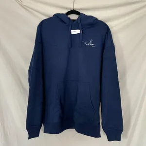 Source Unknown New Navy Blue "Belle Amie Nails: The Nail Artist" Graphic Hoodie Sweatshirt L thumbnail 3