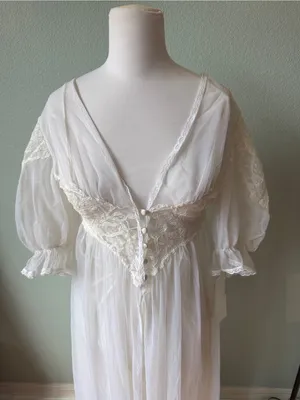 Val Mode Vintage White Lace Trim Bridal Nightgown thumbnail 4