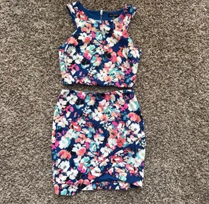 Two Piece Floral Set Blue thumbnail 2