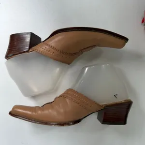 Vtg Boho 6.5M Calida Mules Western Square Toe Block Heel Leather Studio Designs thumbnail 3