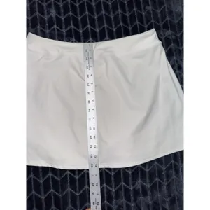 Vuori Women All The Form White Skort skirt Short Size Large thumbnail 8