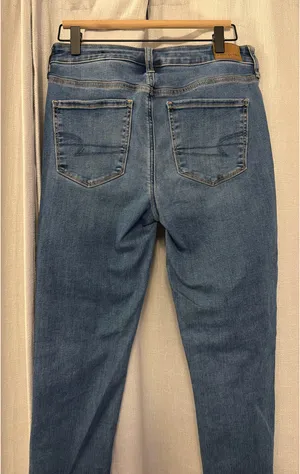 American Eagle Jeans Next Level Stretch High-Rise Jegging thumbnail 2