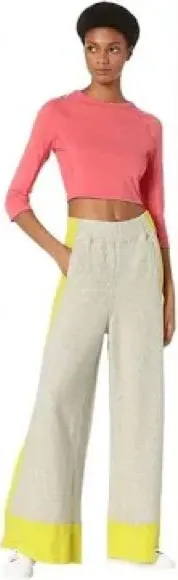 NWT‎ Free People movement circle back top in lipstick thumbnail 1