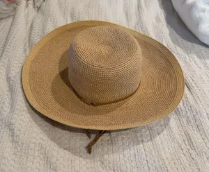 Midwest Gloves & Gear Women's Straw Sun Hat with Chin Strap thumbnail 1