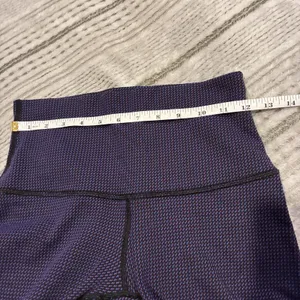 Lululemon Wunder Under High Rise Legging Purple Black Small Check Size 6 EUC thumbnail 3