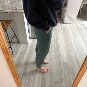 American Eagle Green Fleece Jogger Sweatpants Elastic Waist Lounge Women M thumbnail 4