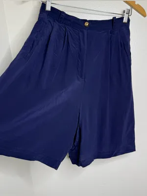 August Silk Vintage 100% Silk High Waisted Navy Dress Shorts Culottes Pleats 7” Inseam Sz 10 thumbnail 2