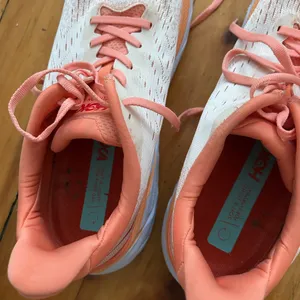 HOKA Clifton 8 women's running shoes in coral 9.5 thumbnail 2