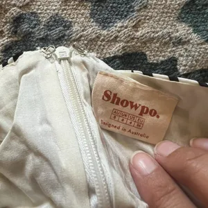 Showpo size 4 dress‎ thumbnail 6