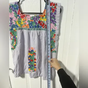 J Marie Floral Embroidered purple and white seersucker sleeveless top size small thumbnail 7
