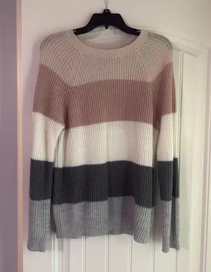 MISA Los Angeles sweater  thumbnail 2