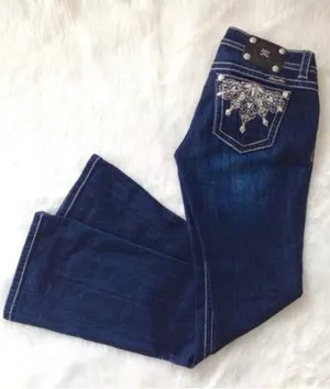 Miss Me Signature Boot Cut Crop Bling Jeans Dark Wash Size 27 thumbnail 1